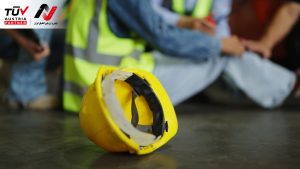 چگونه با استانداردهای ایمنی از حوادث شغلی پیشگیری کنیم؟